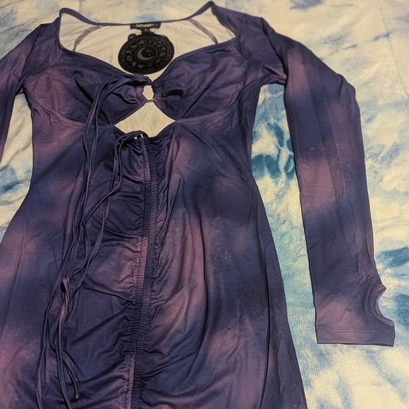 Horoscopez O-Ring Long Sleeve Dress - Picture 2 of 5